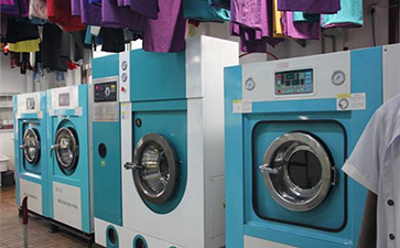 新手投資者選擇干洗店的優(yōu)勢有哪些？